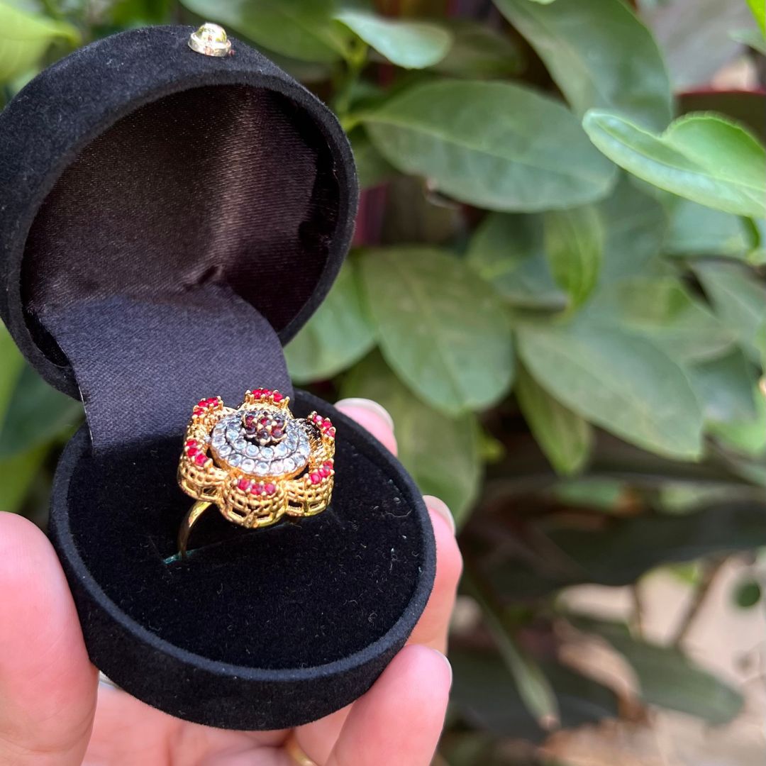 Ruby Flower Gold image 2