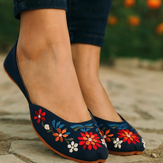 Indigo (Naqshkaar by Hemohandicrafts) image 0