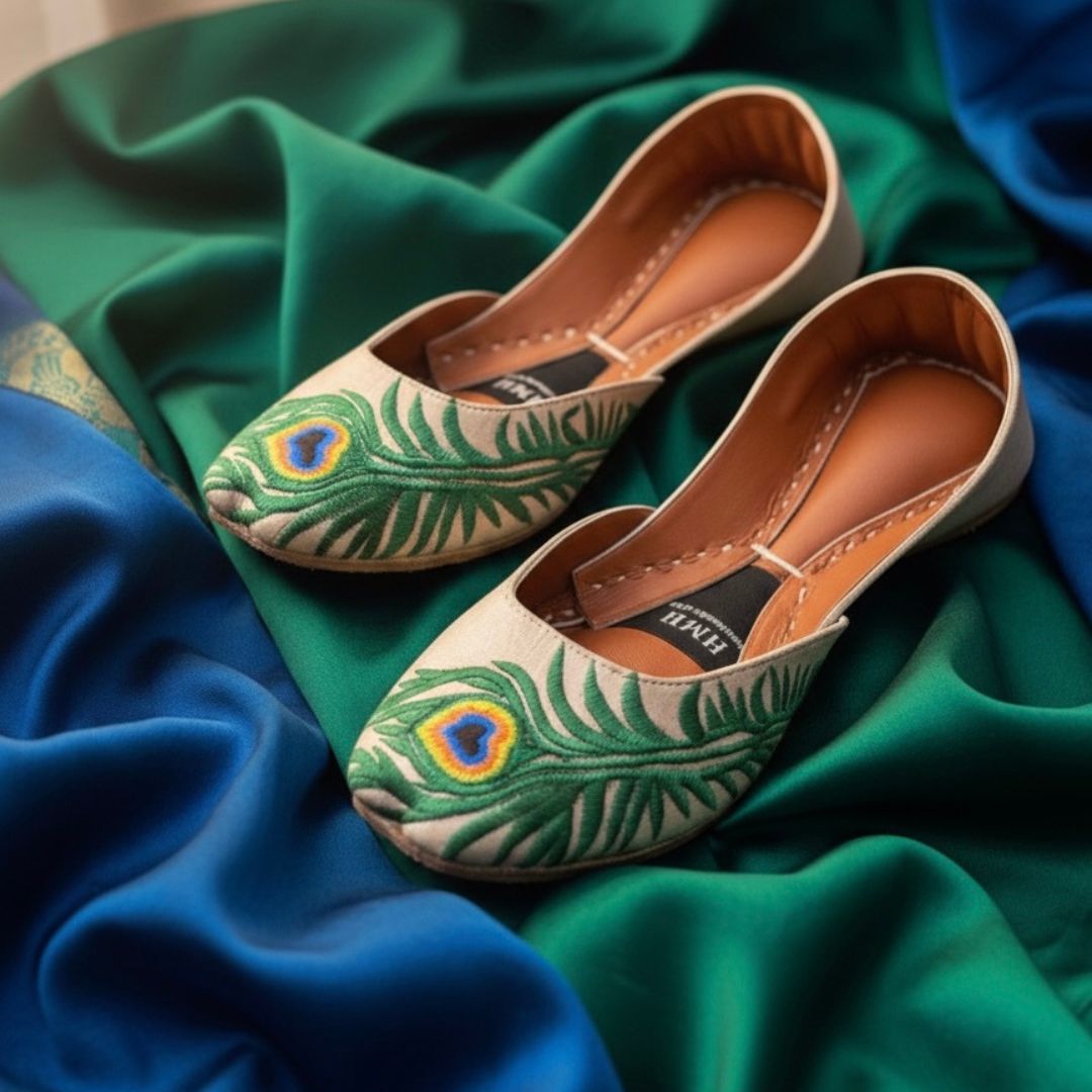 Morni Khussa (Naqshkaar by Hemohandicrafts) image 0