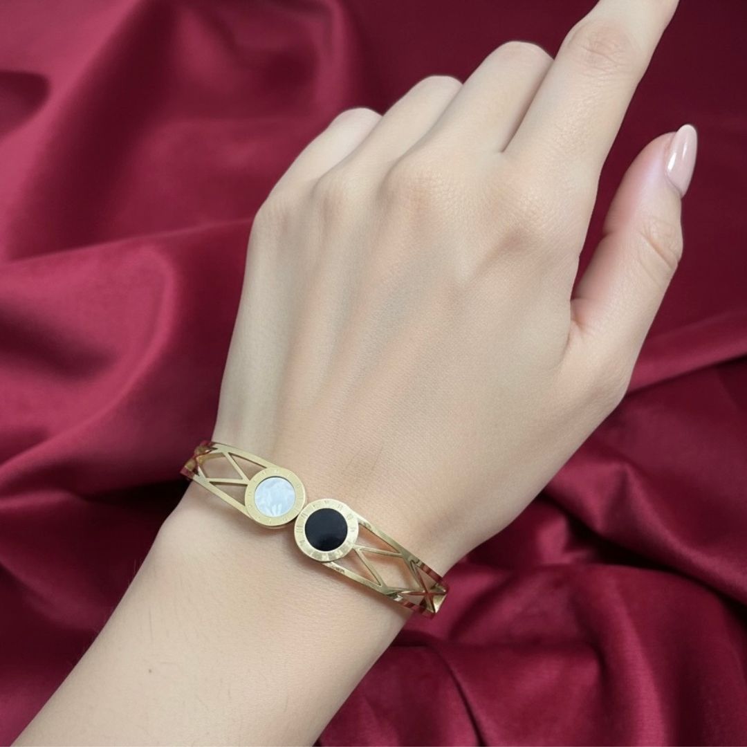 Wrist Elegance image 0